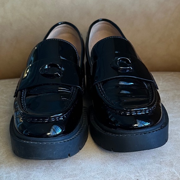 Coach Women's Patent Leather Leah Loafer Black Size 7.5 - Picture 3 of 11
